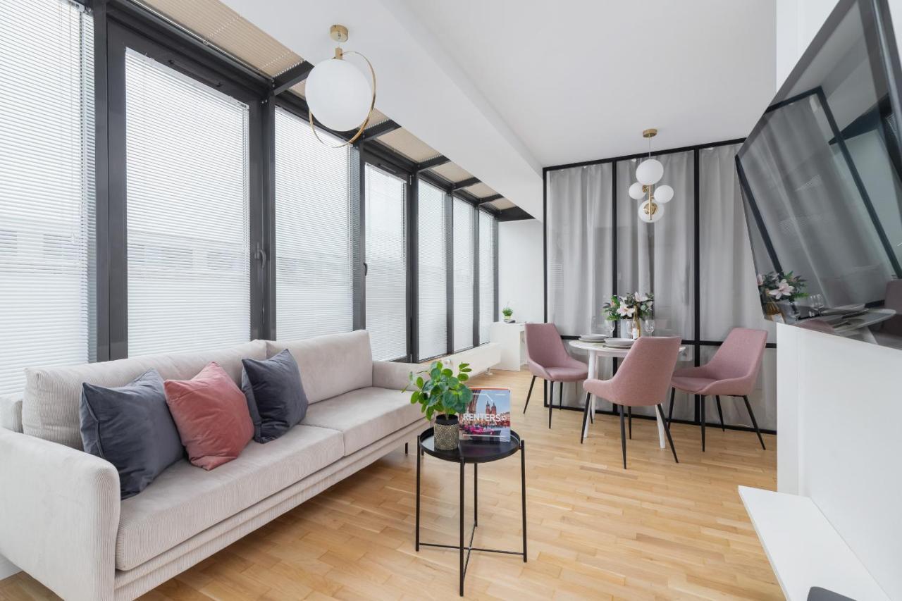 Politechnika Krakowska Apartment By Renters Prestige מראה חיצוני תמונה