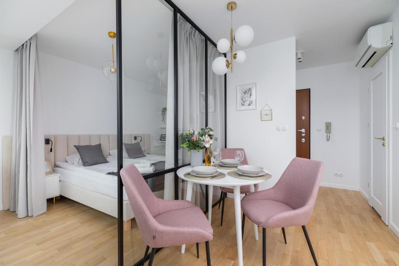 Politechnika Krakowska Apartment By Renters Prestige מראה חיצוני תמונה