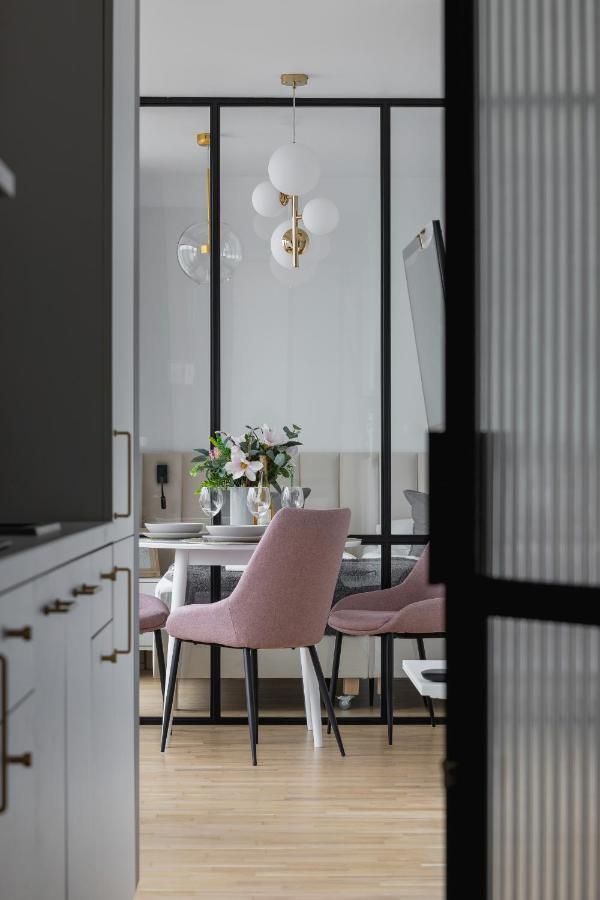 Politechnika Krakowska Apartment By Renters Prestige מראה חיצוני תמונה